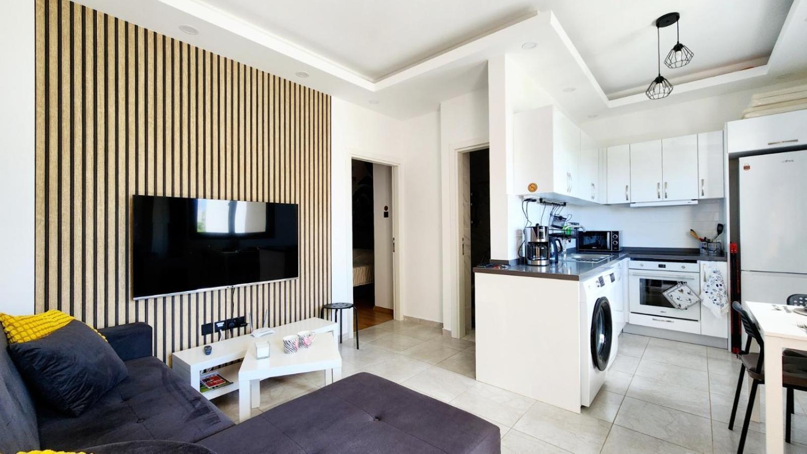 Sea View Apartment Kyrenia Girne Buitenkant foto